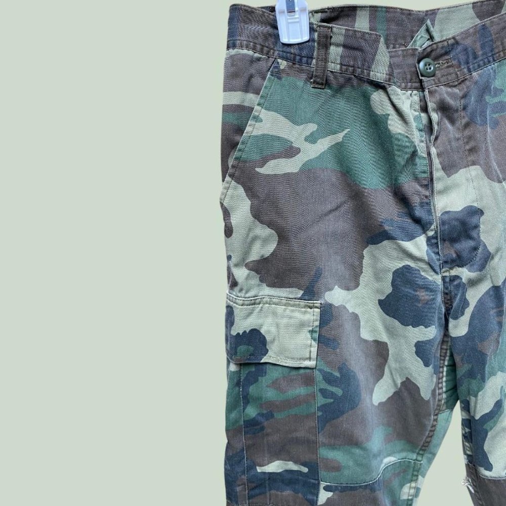 Camo Pants - Size Medium - Vintage!